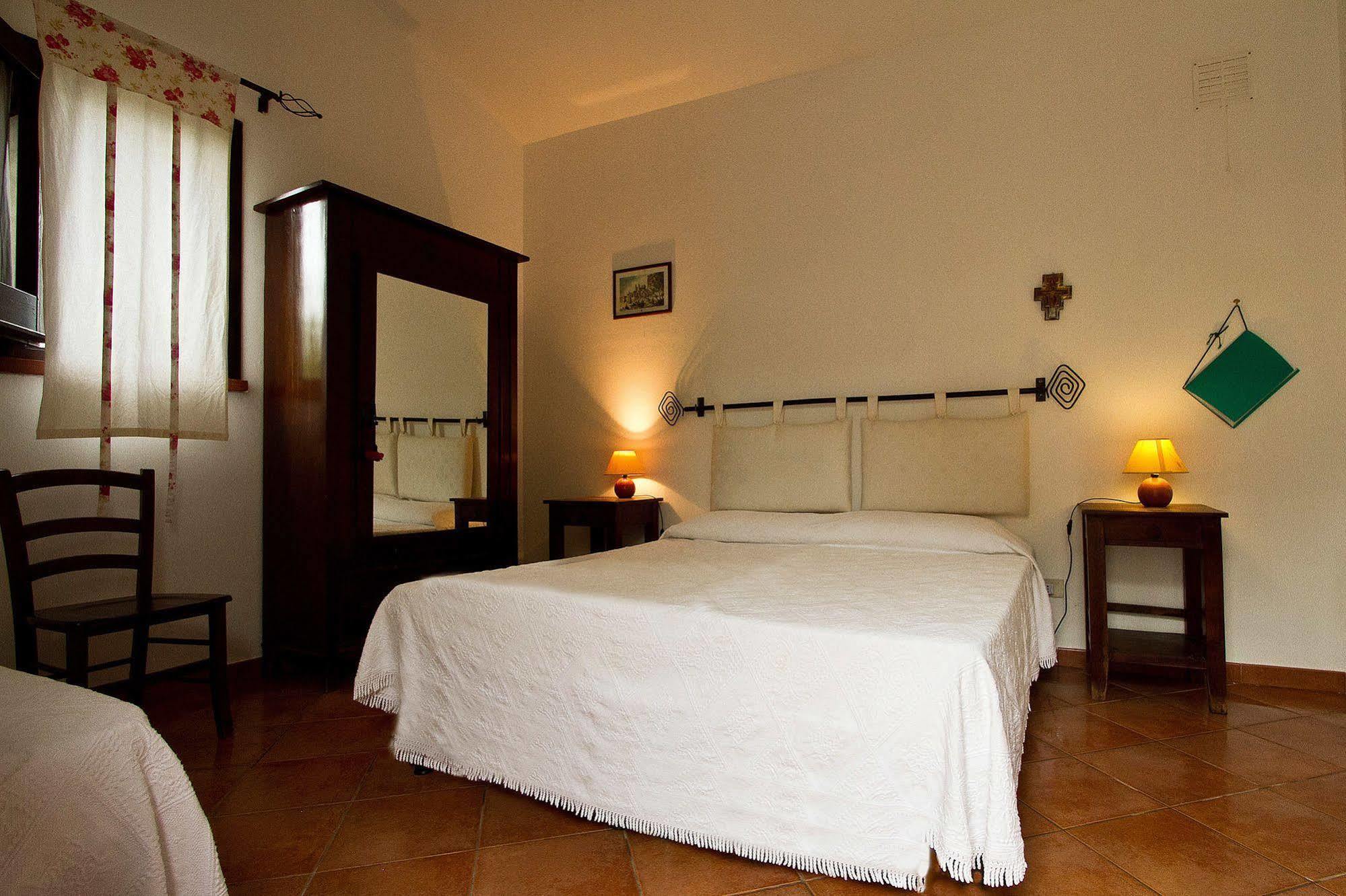 Case Colomba Apartment บูเซโต พาลิซโซโล ภายนอก รูปภาพ