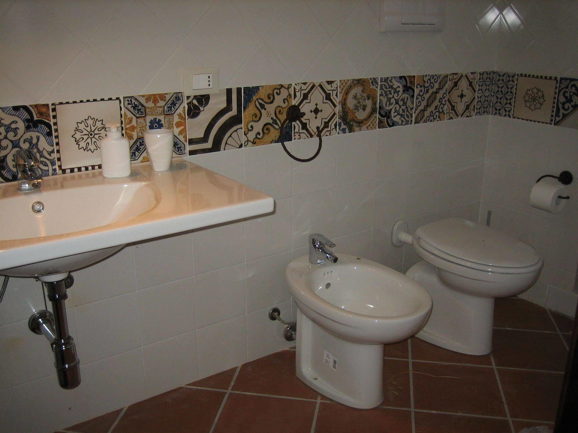 Case Colomba Apartment บูเซโต พาลิซโซโล ภายนอก รูปภาพ